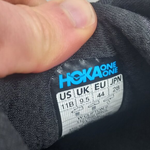 Hoka One One WOMENS Clifton 9 Low Black Sneaker - Picture 3 of 9